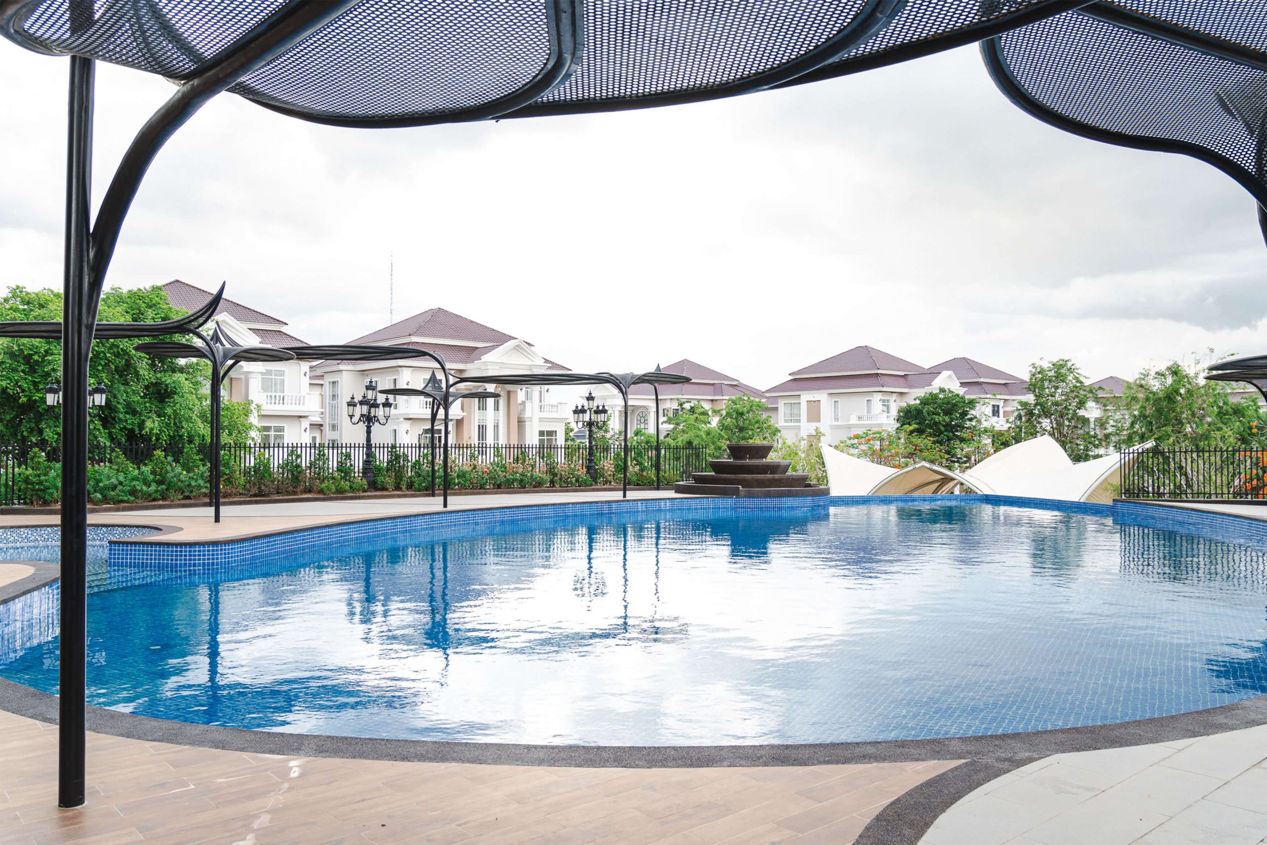GSJ-MeraGarden-Swimming-Pool-03